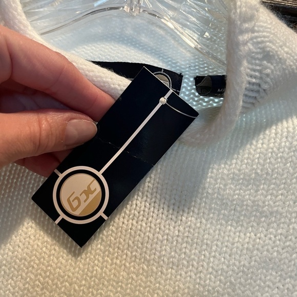 Women ivory cream off white mock neck classic timeless staple sweater NWT Large - Picture 5 of 7